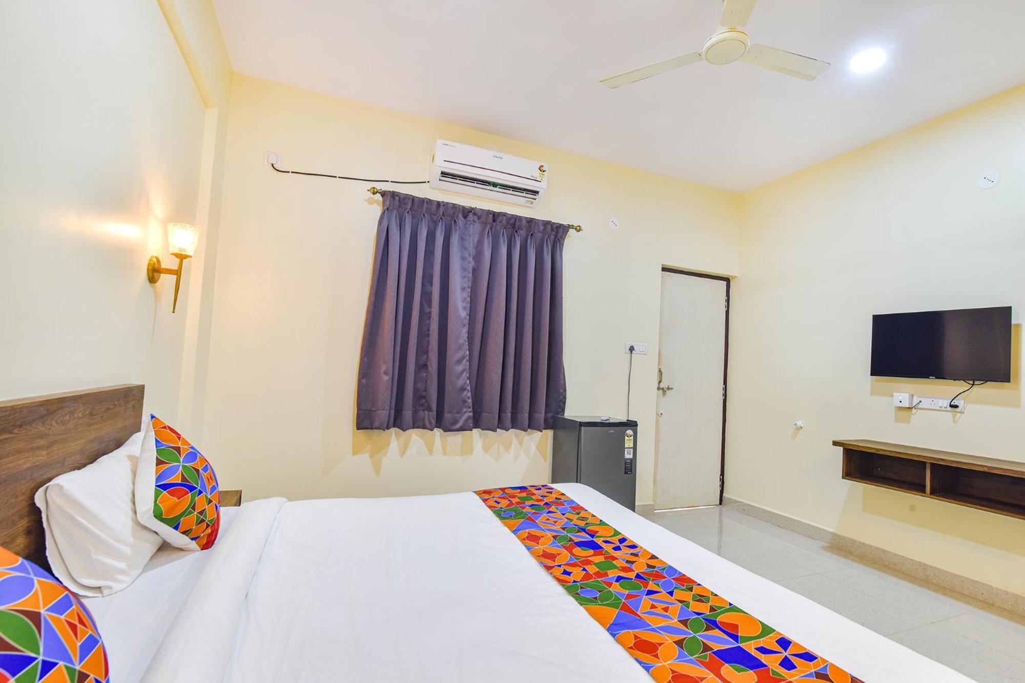 Fabhotel Baga Tulip - 500M From Baga Beach Экстерьер фото